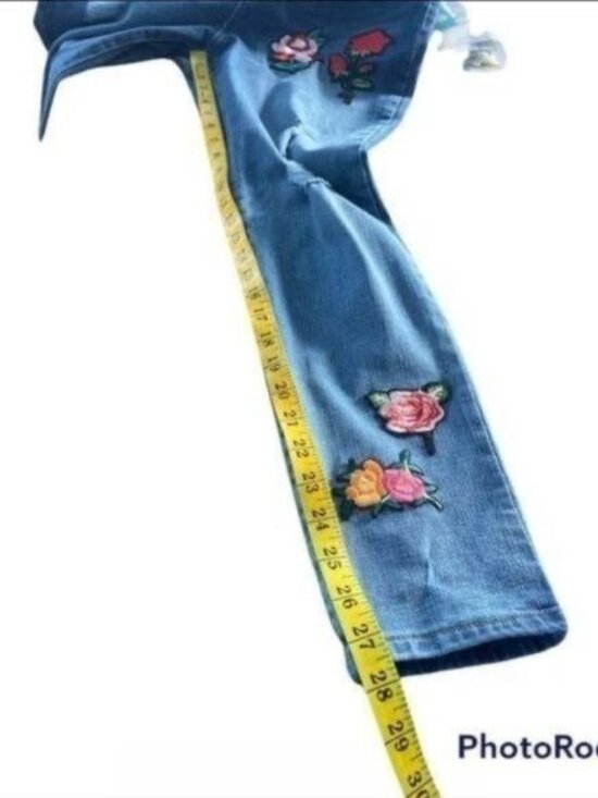 Rewash Juniors High Rise Skinny Jeans - Blue Floral Embroidery (Size 13/31) - Picture 5 of 9